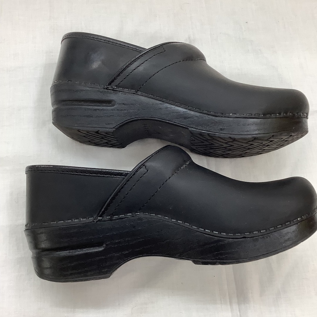 ♪♪dansco ダンスコ サボ スリッポン サンダル SIZE 38（24～24.5cm） ブラック レディースの靴/シューズ(サンダル)の商品写真