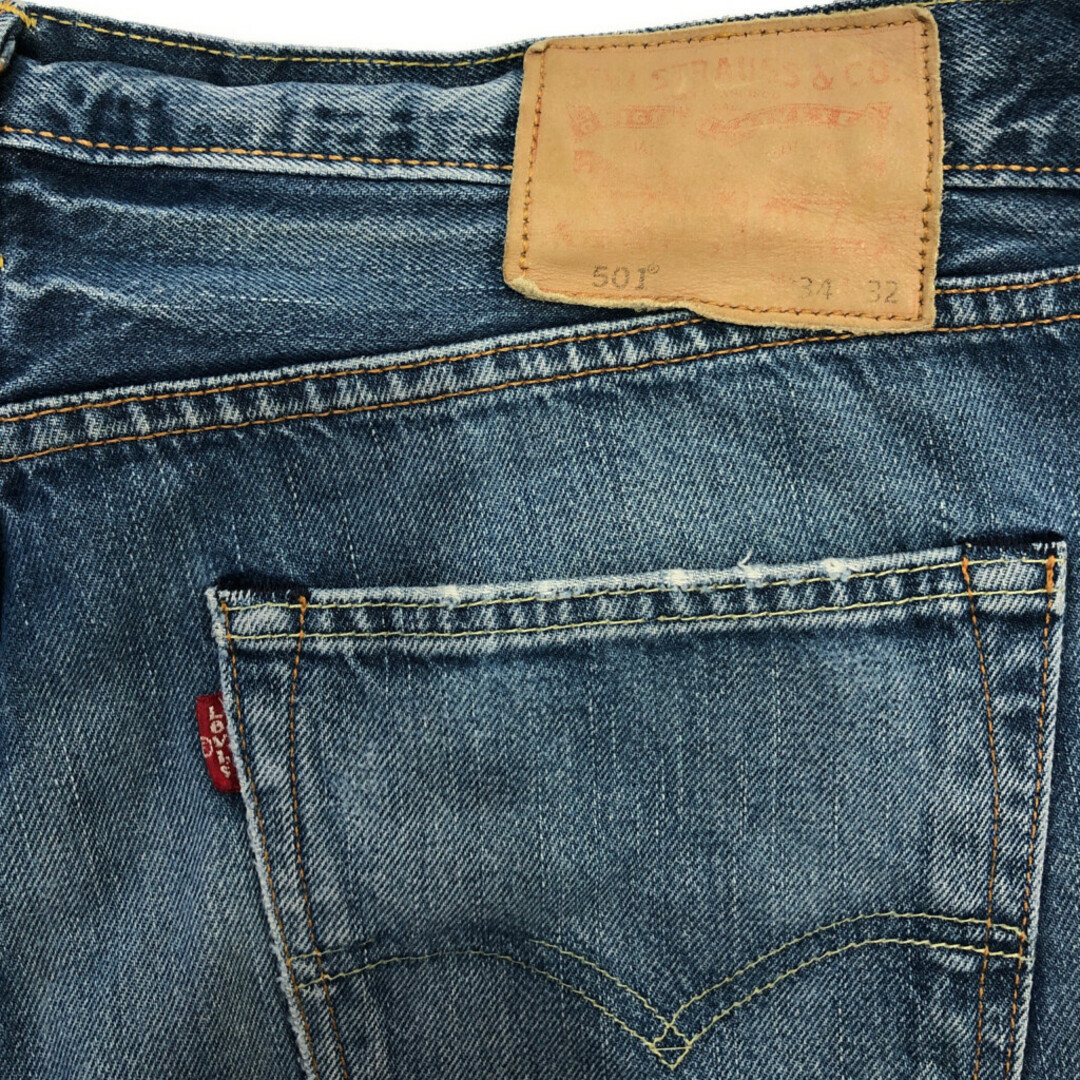 Levi's(リーバイス)のLevi's リーバイス 501 デニムパンツ ライトブルー (メンズ W34 L32) 中古 古着 Q7022 メンズのパンツ(デニム/ジーンズ)の商品写真