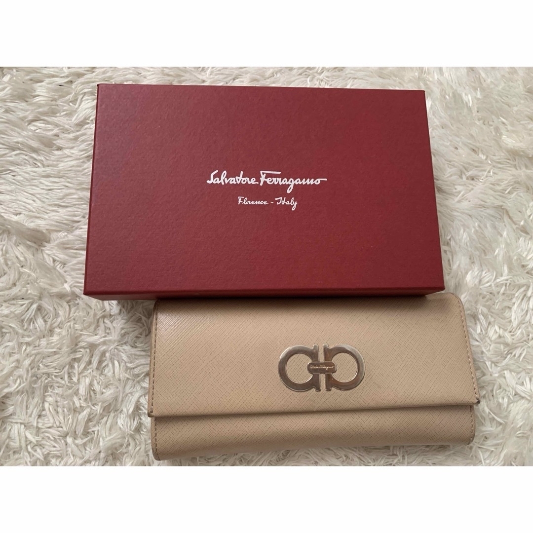 Salvatore Ferragamo(サルヴァトーレフェラガモ)のフェラガモ/長財布 メンズのファッション小物(長財布)の商品写真