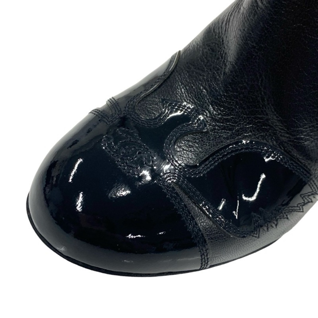 CHANEL(シャネル)のシャネル CHANEL ブーツ ショートブーツ 靴 シューズ レザー パテント ブラック 黒 ココマーク ブーティ レディースの靴/シューズ(ブーティ)の商品写真