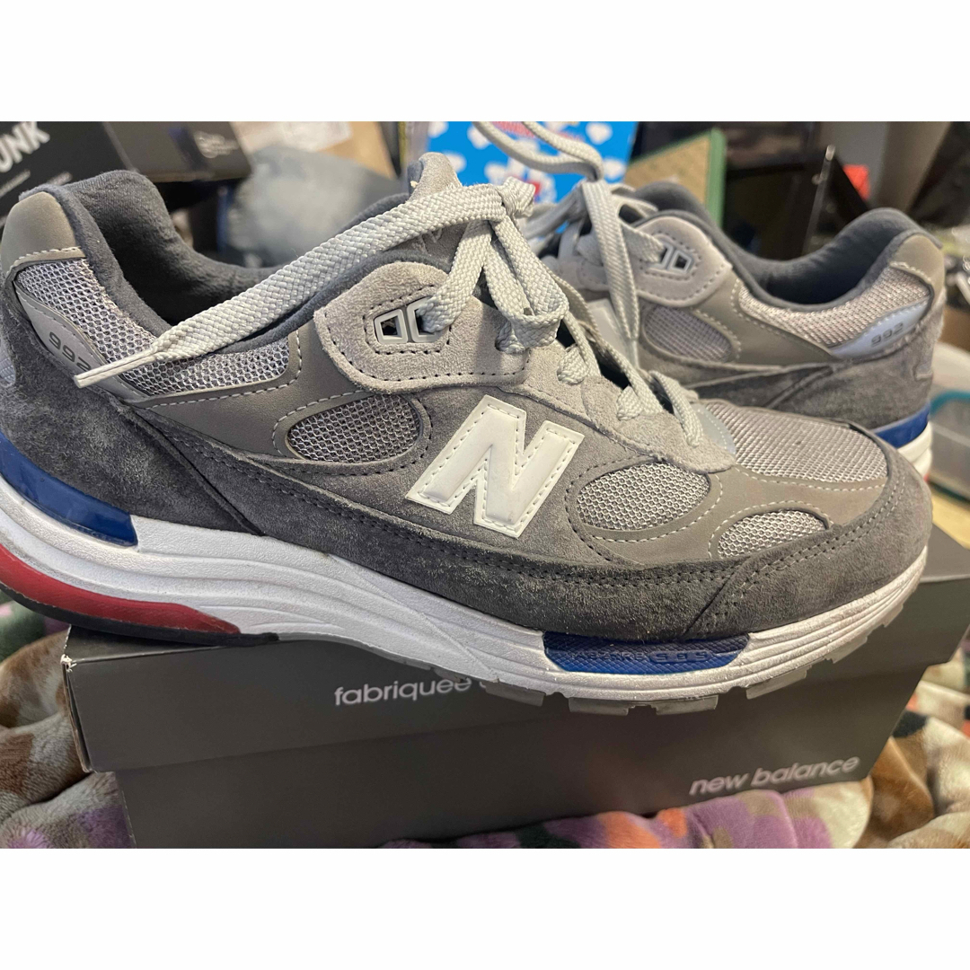 New Balance(ニューバランス)のNewbalance M992 US9.5 極美品 ニューバランス　M990V6 メンズの靴/シューズ(スニーカー)の商品写真