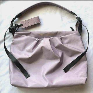 ペレボルサ(PELLE BORSA)のPELLE BORSA ペレボルサ チアーズ ショルダーバッグ 軽量 撥水(ショルダーバッグ)