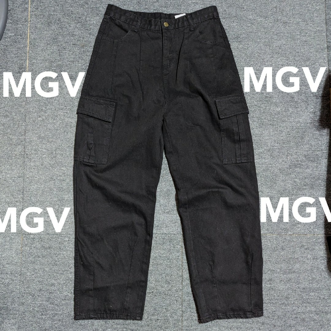 MGV黒カーゴパンツデニムメンズMサイズ メンズのパンツ(ワークパンツ/カーゴパンツ)の商品写真