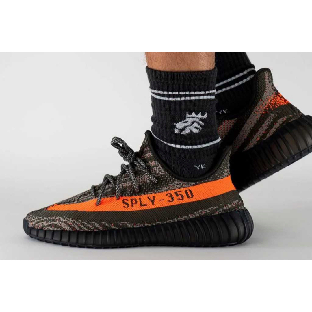 YEEZY(adidas) - Yeezy Boost 350 V2 carbon belugaの通販 by YEEZY(adidas) - Yeezy Boost 350 V2 carbon belugaの通販 by