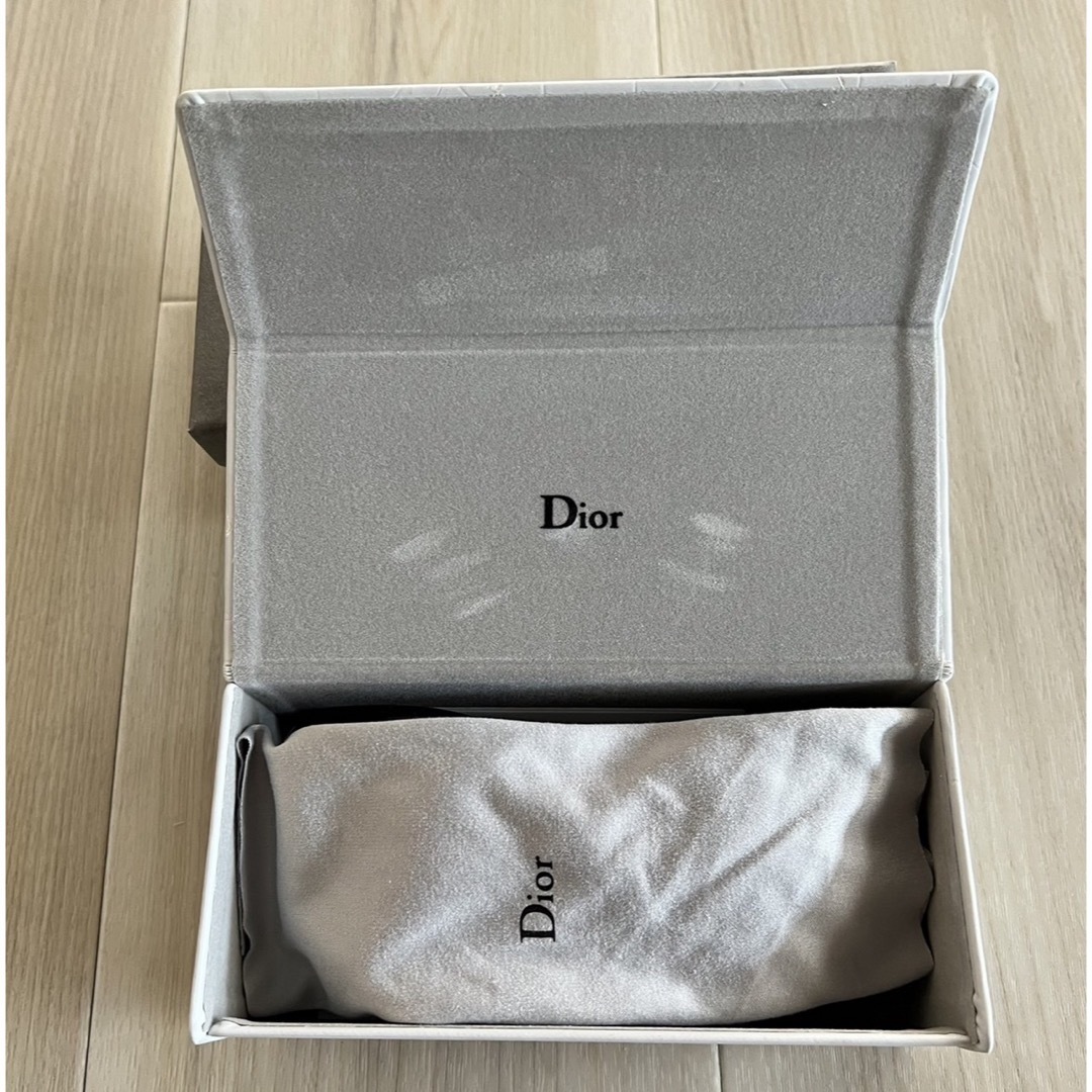 Dior(ディオール)の【Dior】サングラス　ディオール レディースのファッション小物(サングラス/メガネ)の商品写真
