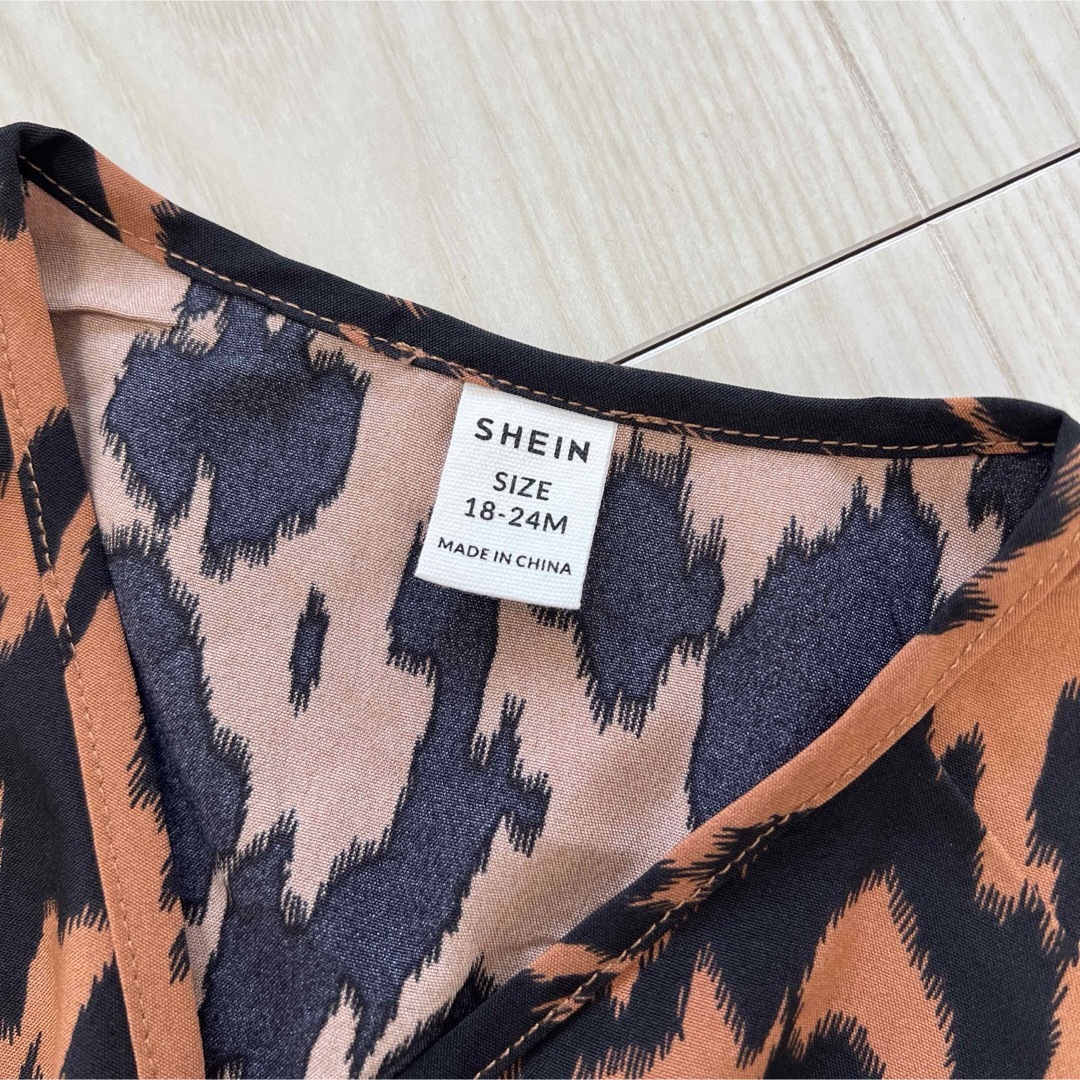 SHEIN(シーイン)のSHEIN  ヒョウ柄 ワンピース キッズ/ベビー/マタニティのベビー服(~85cm)(ワンピース)の商品写真