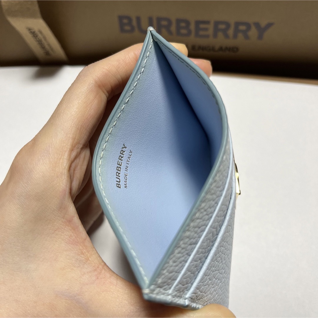 BURBERRY(バーバリー)の美品✨バーバリー　レザーカードケース　お財布 レディースのファッション小物(財布)の商品写真