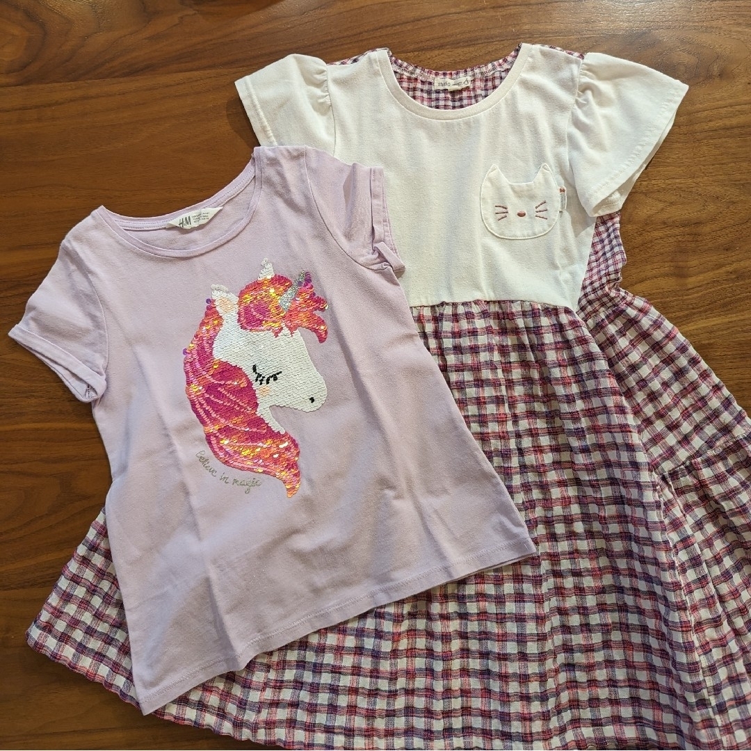 H&M(エイチアンドエム)のH＆M Tシャツ　studio mom ワンピース 130 キッズ/ベビー/マタニティのキッズ服女の子用(90cm~)(Tシャツ/カットソー)の商品写真