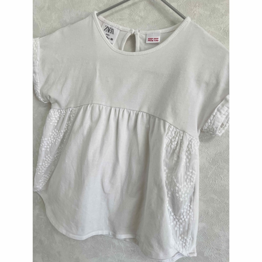 ZARA KIDS(ザラキッズ)のZARA BABY  半袖 Tシャツ キッズ/ベビー/マタニティのキッズ服女の子用(90cm~)(Tシャツ/カットソー)の商品写真