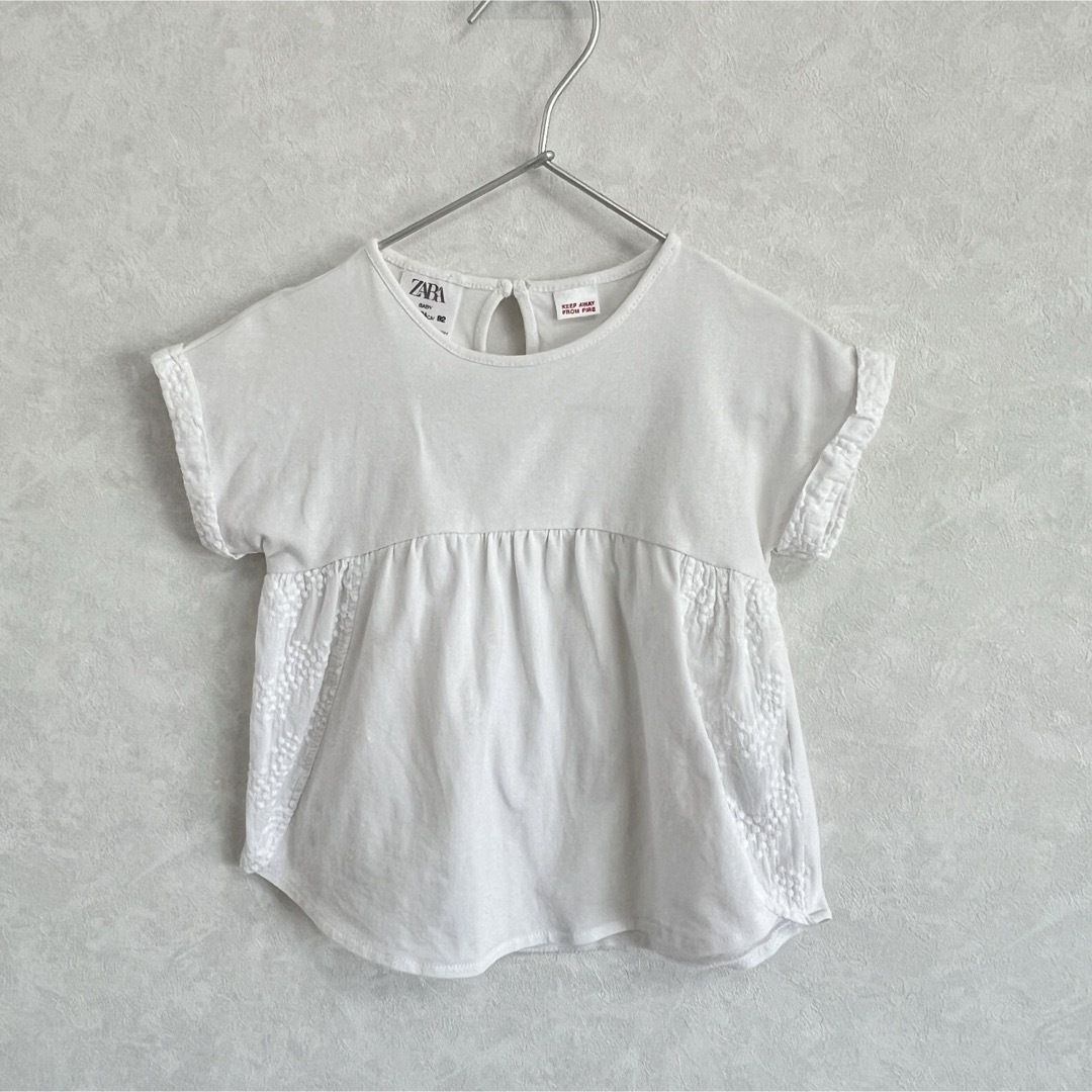 ZARA KIDS(ザラキッズ)のZARA BABY  半袖 Tシャツ キッズ/ベビー/マタニティのキッズ服女の子用(90cm~)(Tシャツ/カットソー)の商品写真