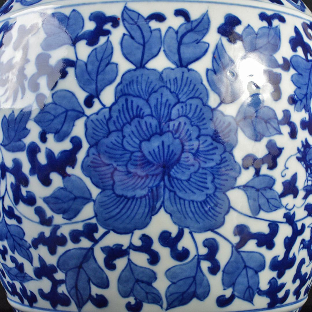 中国 大清雍正年製款 青花 唐草龍花文 遊環双耳瓶 V R7172B 中国 大清雍正年製款 青花 唐草龍花文 遊環双耳瓶 V R7172B