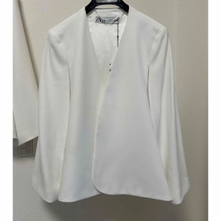 ZARA - ZARA ノーカラーケープジャケット Mの通販 by 発送は ZARA - ZARA ノーカラーケープジャケット Mの通販 by 発送は