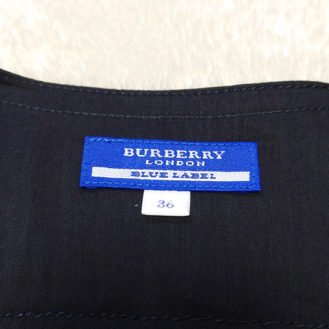 BURBERRY BLUE LABEL(バーバリーブルーレーベル)のバーバリーブルーレーベル　ワンピース　チェック　ロゴベルト　ロゴプレート　美品 レディースのワンピース(ひざ丈ワンピース)の商品写真