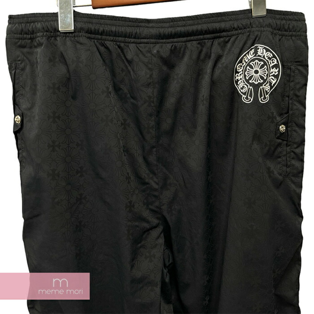 Chrome Hearts(クロムハーツ)のCHROME HEARTS Cemetery Cross Nylon Pants クロムハーツ セメタリークロスナイロンパンツ 総柄 ロゴプリント クロスボール ホースシューロゴ 裏地スウェット生地 ネイビー×ブラック×ホワイト サイズXL【240515】【新古品】【me04】 メンズのスーツ(スラックス/スーツパンツ)の商品写真