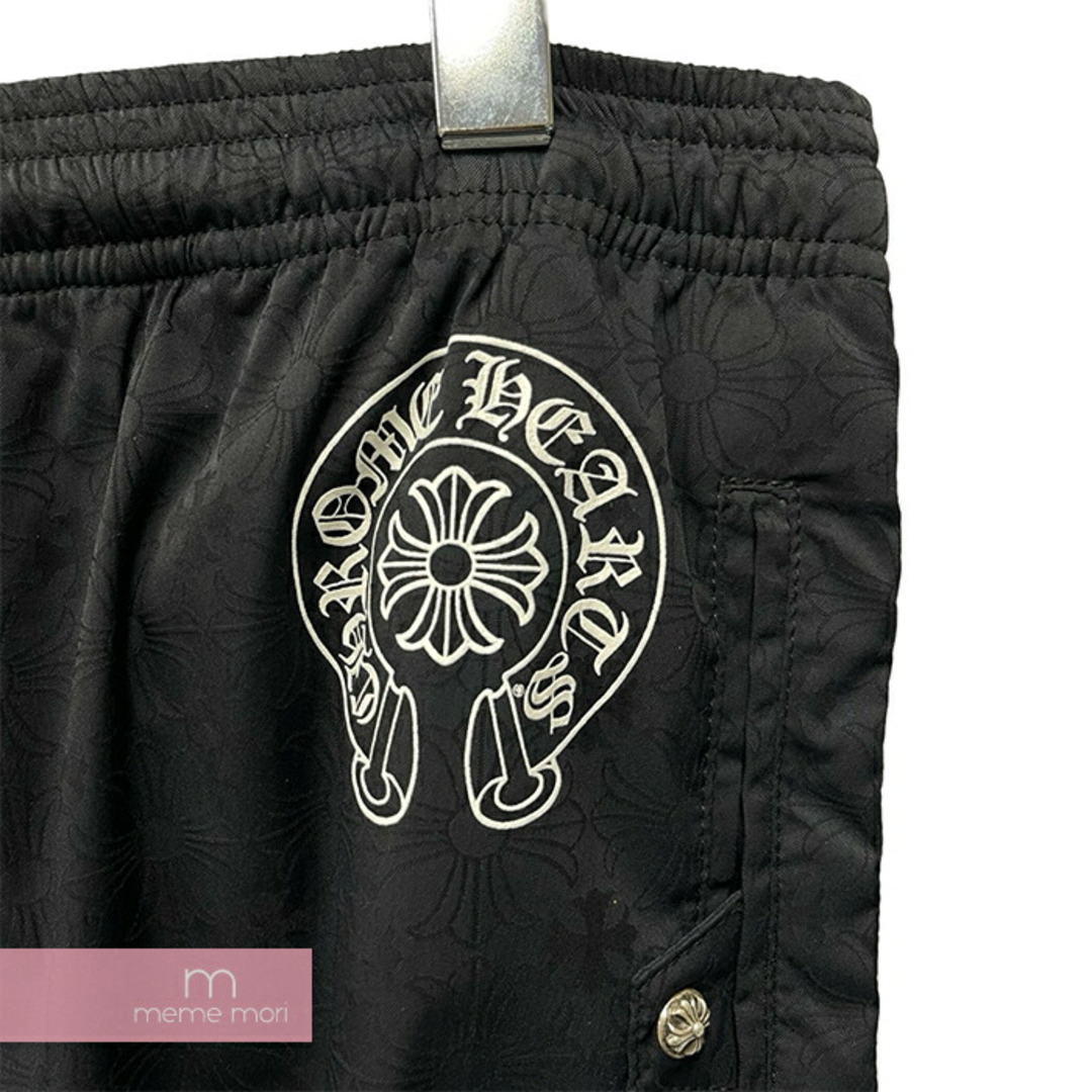 Chrome Hearts(クロムハーツ)のCHROME HEARTS Cemetery Cross Nylon Pants クロムハーツ セメタリークロスナイロンパンツ 総柄 ロゴプリント クロスボール ホースシューロゴ 裏地スウェット生地 ネイビー×ブラック×ホワイト サイズXL【240515】【新古品】【me04】 メンズのスーツ(スラックス/スーツパンツ)の商品写真