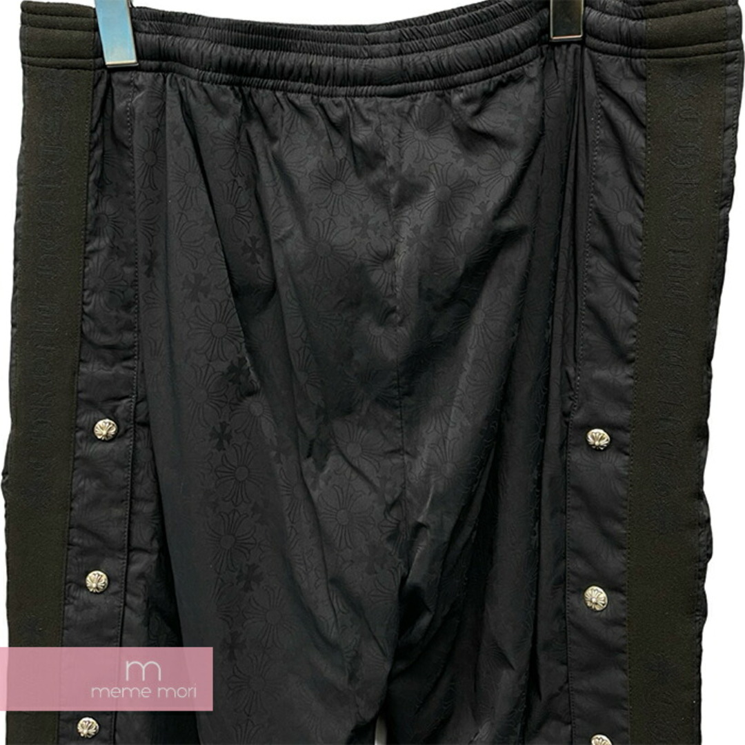 Chrome Hearts(クロムハーツ)のCHROME HEARTS Cemetery Cross Nylon Pants クロムハーツ セメタリークロスナイロンパンツ 総柄 ロゴプリント クロスボール ホースシューロゴ 裏地スウェット生地 ネイビー×ブラック×ホワイト サイズXL【240515】【新古品】【me04】 メンズのスーツ(スラックス/スーツパンツ)の商品写真