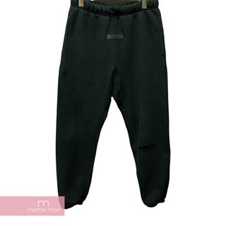 エッセンシャル(Essential)のFEAR OF GOD ESSENTIALS 2022SS Core Collection Sweat Pants Stretch Limo エッセンシャルズ コアコレクションスウェットパンツ ストレッチリモ フロッキーロゴプリント ブラック サイズXS 【240515】【中古-B】【me04】(スラックス/スーツパンツ)