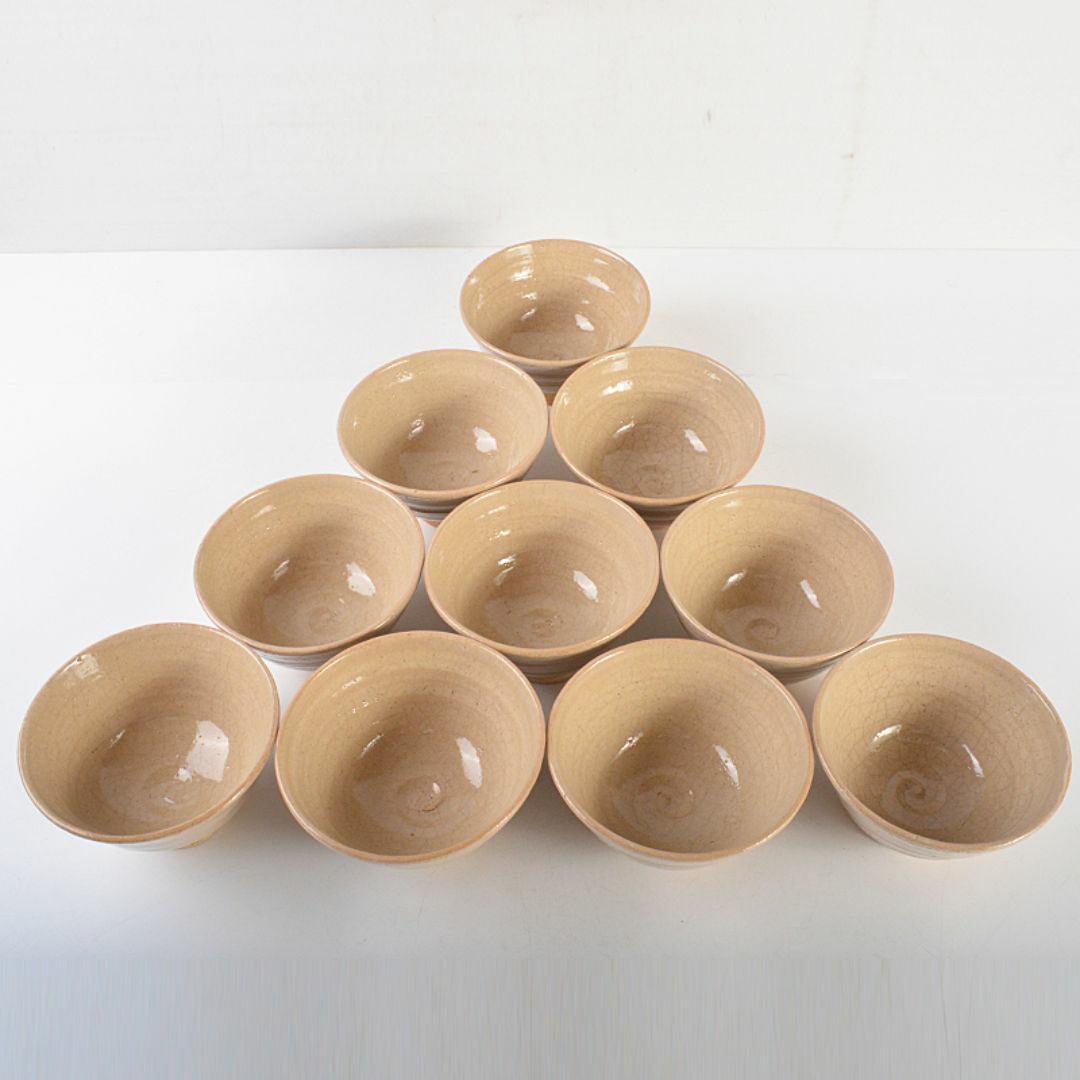 茶道具 瀬戸焼 陣出窯 澤田酔云作 井戸風 数茶碗 十客 共箱 V 茶道具 瀬戸焼 陣出窯 澤田酔云作 井戸風 数茶碗 十客 共箱 V