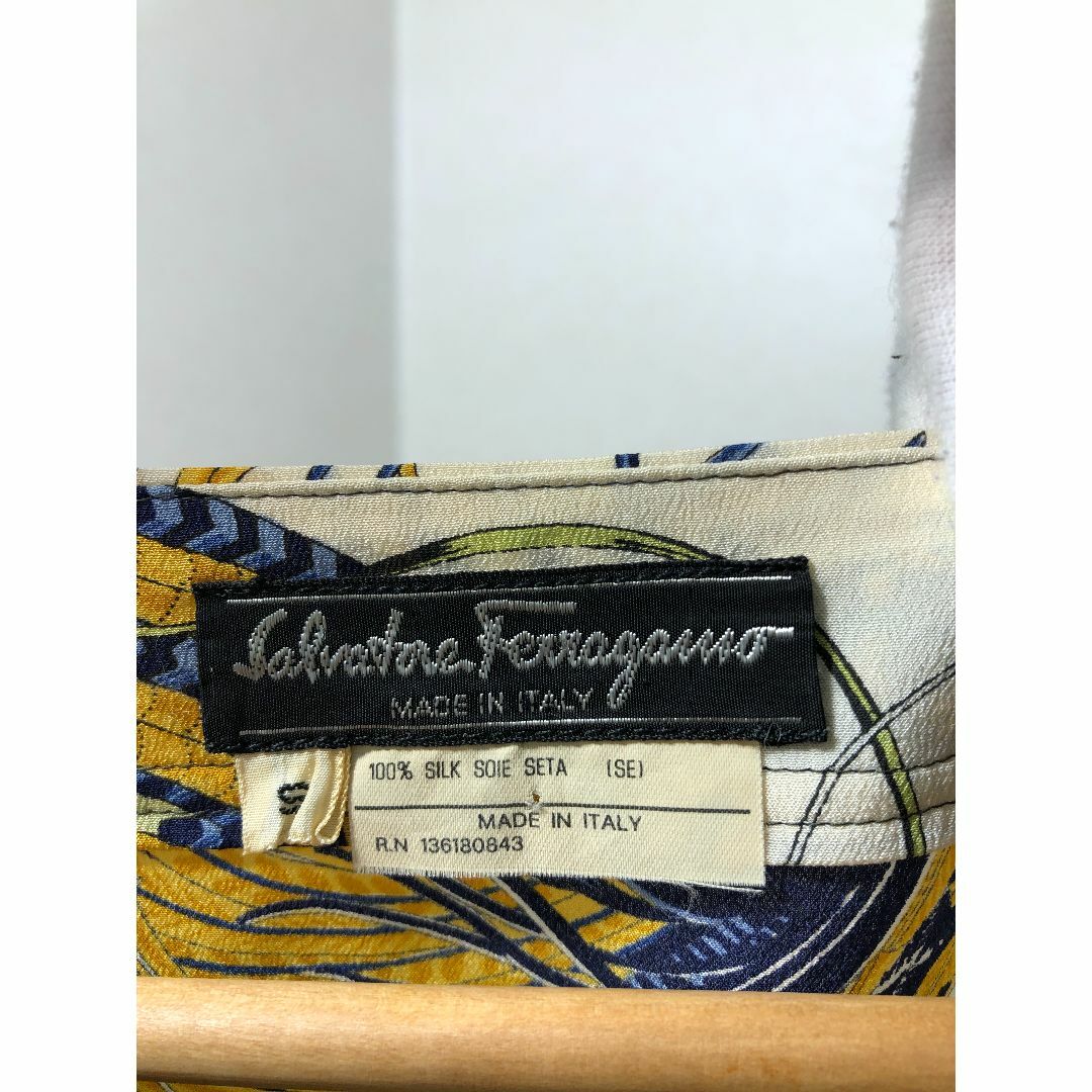020571○ Salvatore Ferragamo 半袖 シルク ブラウス 020571○ Salvatore Ferragamo 半袖 シルク ブラウス