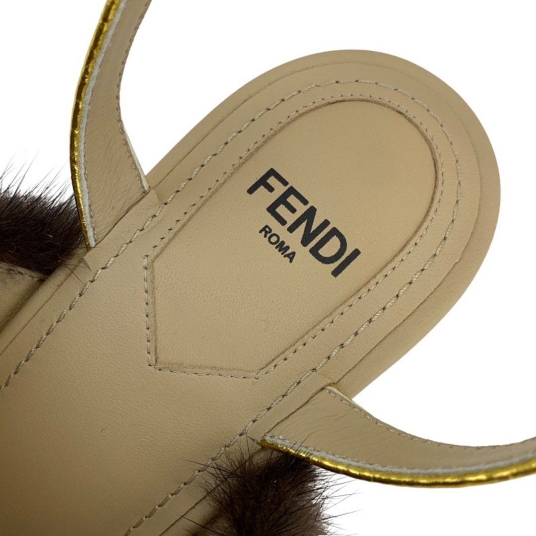 FENDI(フェンディ)のフェンディ FENDI ファースト サンダル 靴 シューズ ミンクファー レザー ブラウン系 ホワイト ゴールド 未使用 ウェッジソール レディースの靴/シューズ(サンダル)の商品写真
