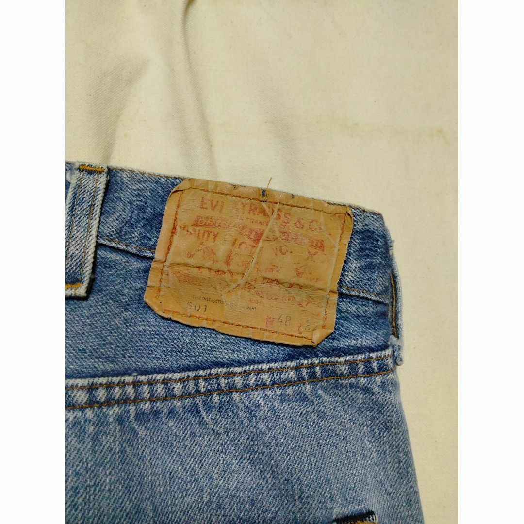 Levi's(リーバイス)のビンテージLEVISリーバイス501紙パッチ赤耳デニムジーンズW48L32 メンズのパンツ(デニム/ジーンズ)の商品写真