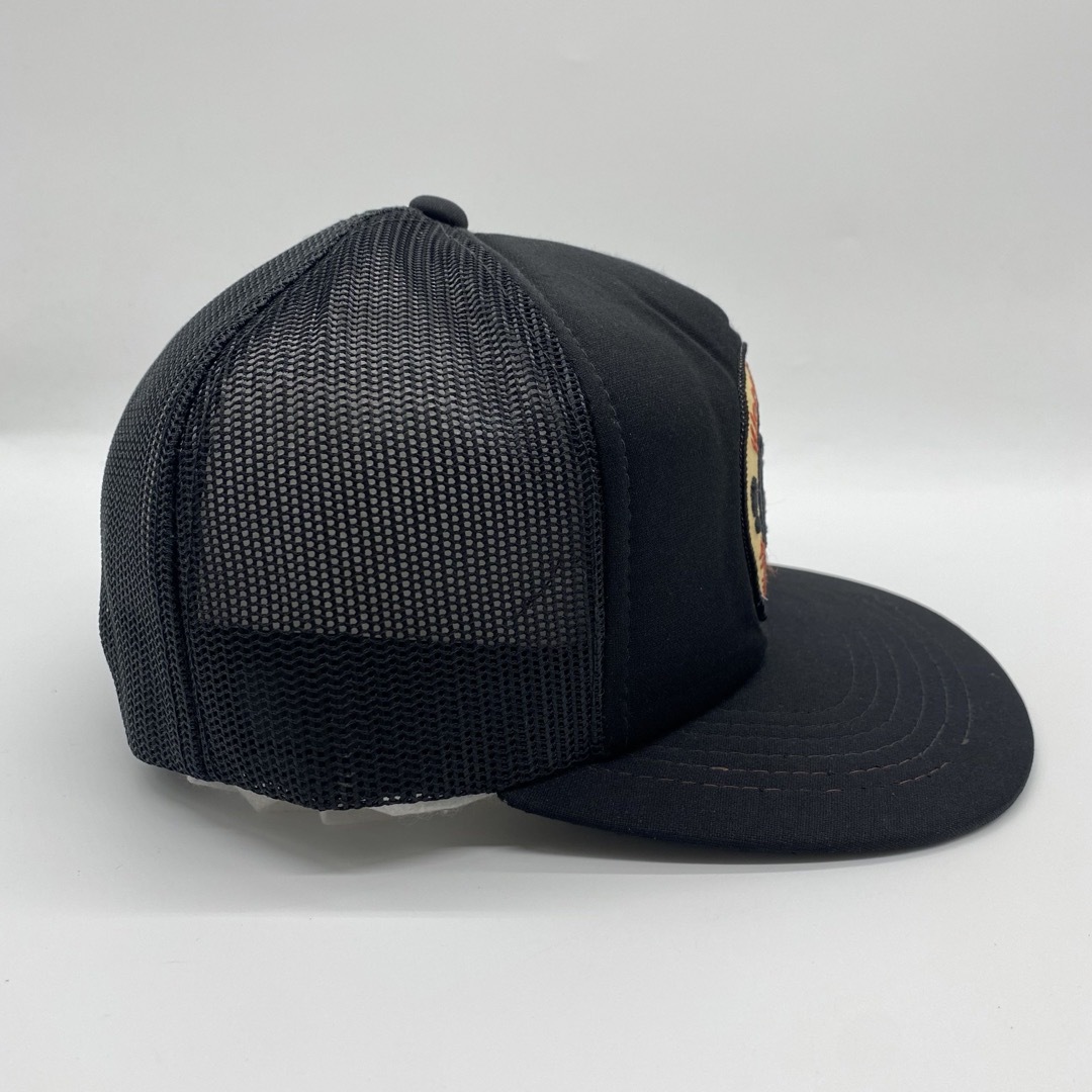 VINTAGE(ヴィンテージ)の90s　ヴィンテージ　企業物刺繍ワッペンロゴ　トラッカーキャップ　スナップバック メンズの帽子(キャップ)の商品写真