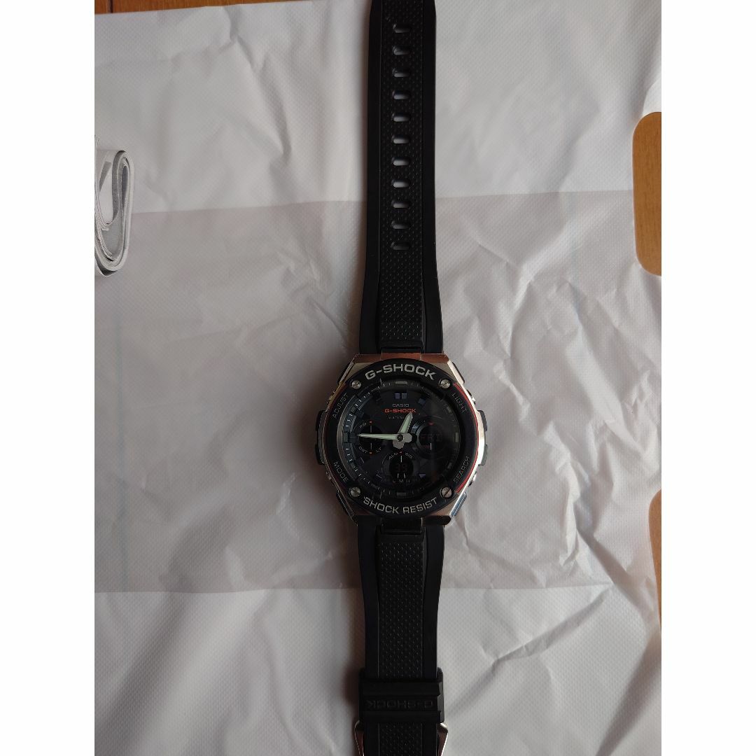 G-SHOCK(ジーショック)のG-SHOCK  GST-W100D-1A4 メンズの時計(腕時計(アナログ))の商品写真