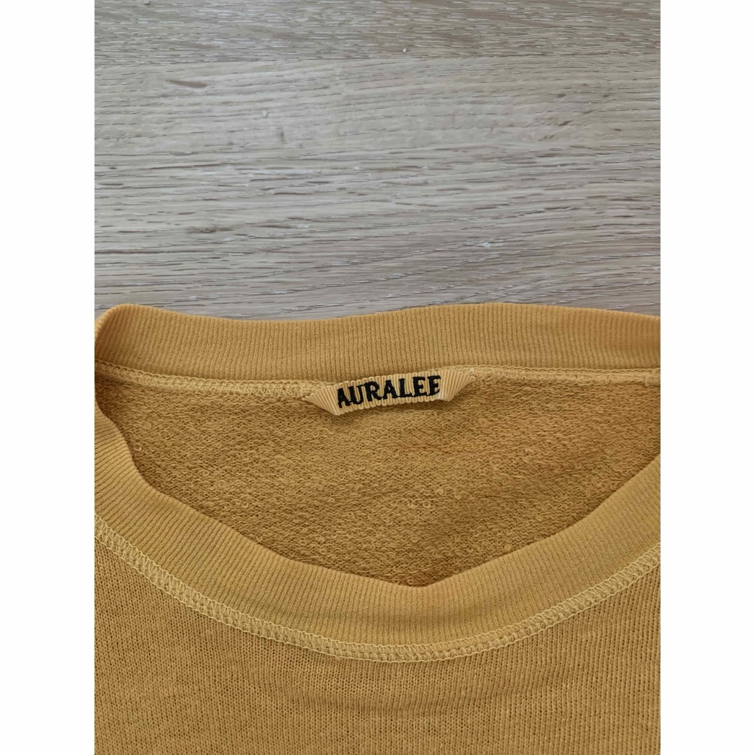 AURALEE(オーラリー)のオーラリー　リネンカットソー　マスタード　3 メンズのトップス(Tシャツ/カットソー(七分/長袖))の商品写真