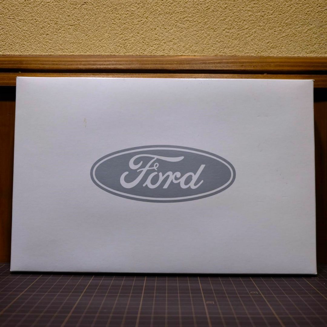 【Ford】ロゴタオル（ネイビー） 自動車/バイクの自動車(その他)の商品写真