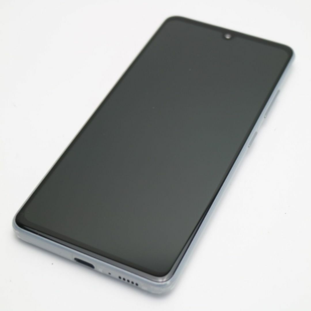 Galaxy(ギャラクシー)の超美品 SC-41A Galaxy A41 ホワイト  M111 スマホ/家電/カメラのスマートフォン/携帯電話(スマートフォン本体)の商品写真