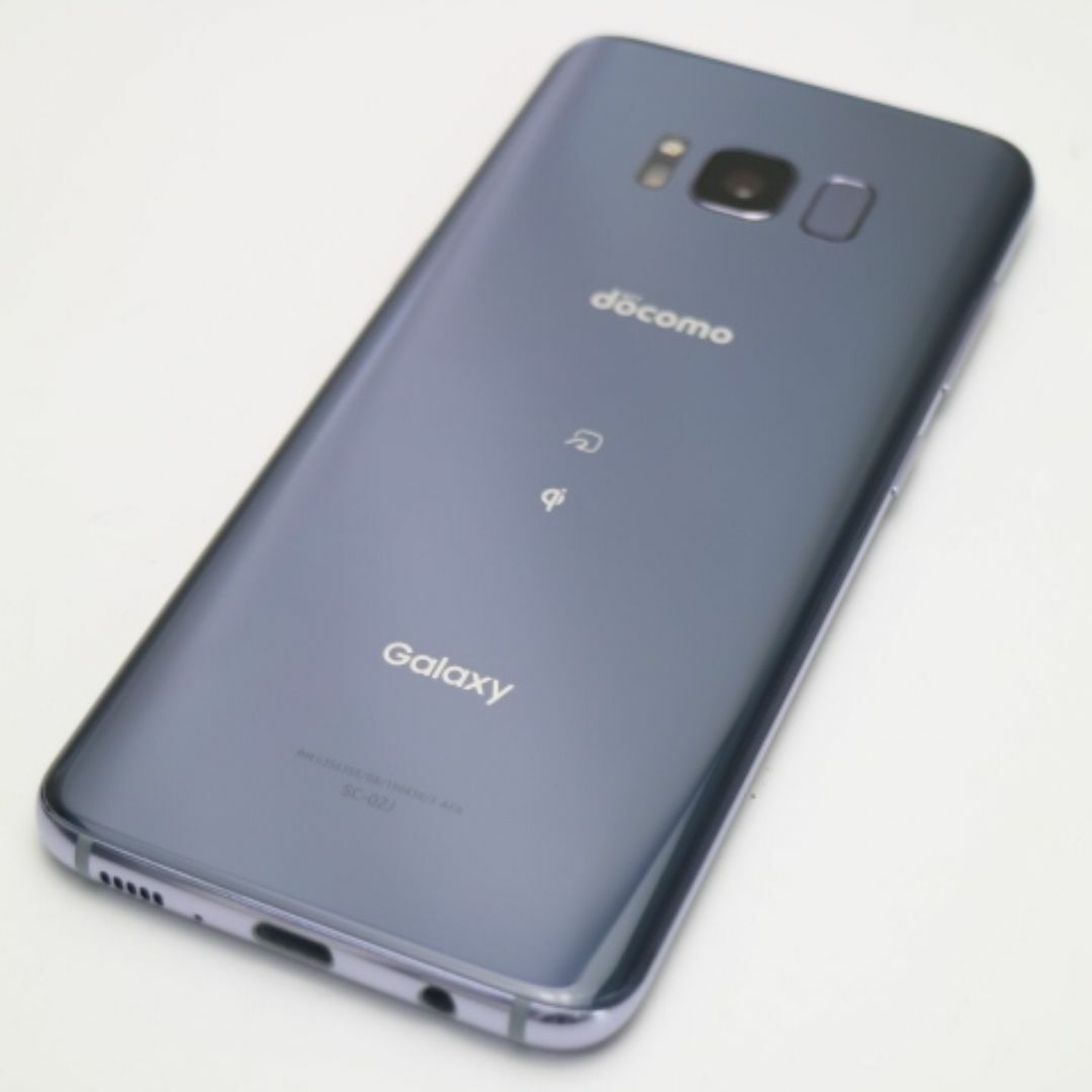 Galaxy(ギャラクシー)の超美品 SC-02J Galaxy S8 グレイ 白ロム SIMロック解除済み M111 スマホ/家電/カメラのスマートフォン/携帯電話(スマートフォン本体)の商品写真