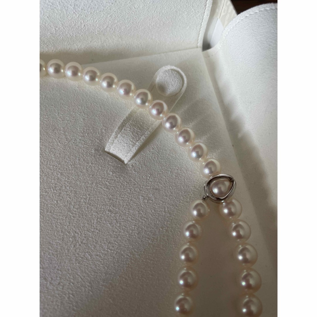 MIKIMOTO(ミキモト)のミキモトインフィニティパールネックレス7.5-8mmk18wg レディースのアクセサリー(ネックレス)の商品写真