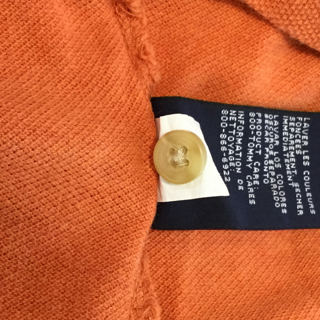 TOMMY HILFIGER(トミーヒルフィガー)の【トミーヒルフィガー 半袖ポロシャツ】ロゴ刺繍 M オレンジ 古着 メンズのトップス(ポロシャツ)の商品写真