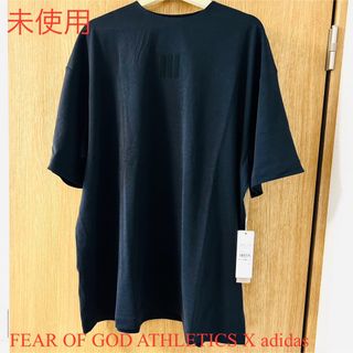 S.ESSENTIALS - 未使用　希少　FEAR OF GOD ATHLETICS adidas tシャツ