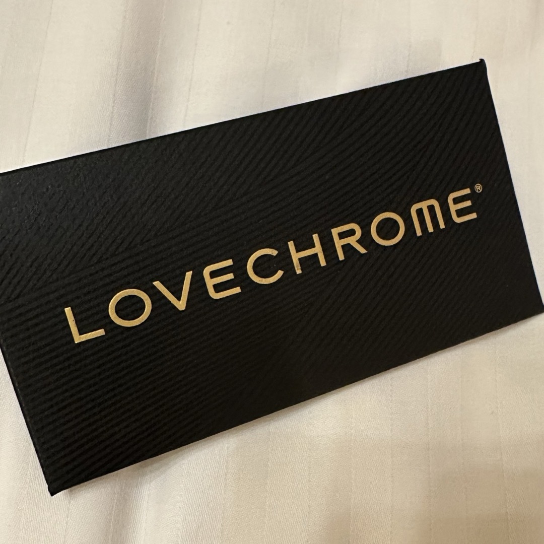 LOVE CHROME(ラブクロム)の新品未使用　ラブクロム　ツキ コスメ/美容のヘアケア/スタイリング(ヘアブラシ/クシ)の商品写真