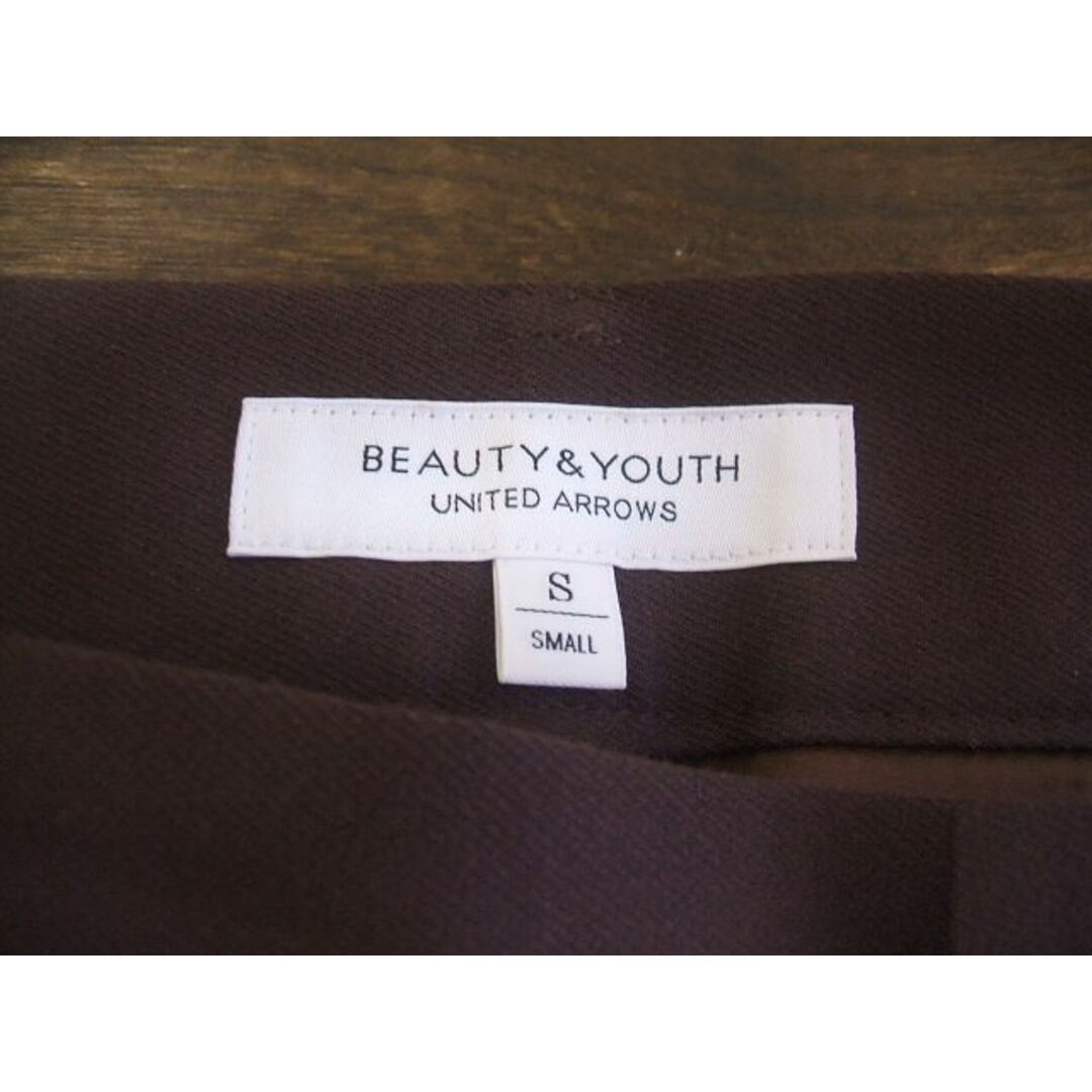 BEAUTY&YOUTH UNITED ARROWS(ビューティアンドユースユナイテッドアローズ)のBEAUTY & YOUTH UNITED ARROWS センタープレスパンツ サイズS ブラウン レディース ビューティアンドユースユナイテッドアローズ【中古】0-0224T△ レディースのパンツ(その他)の商品写真