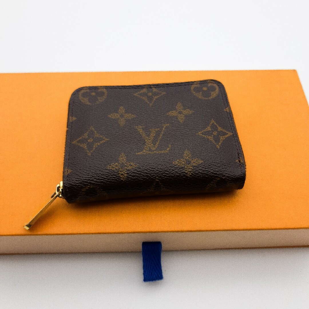 LOUIS VUITTON(ルイヴィトン)のルイヴィトン【最高級美品】モノグラムジッピーコインパースラウンドファスナー小銭入 レディースのファッション小物(コインケース)の商品写真