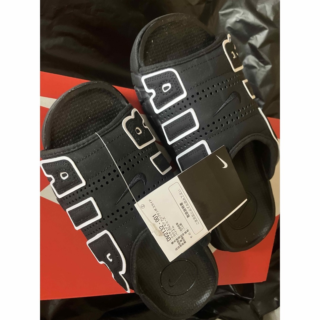 NIKE(ナイキ)の新品タグ付き★NIKE  AIR MORE UPTEMPO SLIDE  黒 メンズの靴/シューズ(サンダル)の商品写真