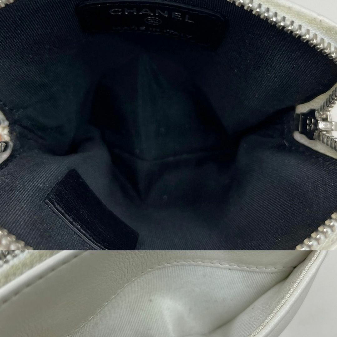CHANEL - シャネル ジップコインパース シャネル19 白 CHANEL - シャネル ジップコインパース シャネル19 白