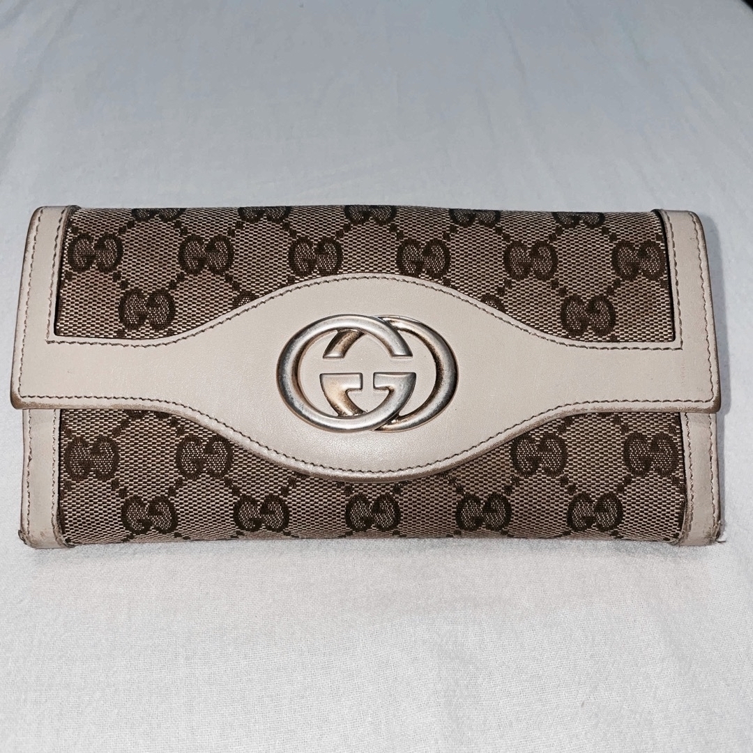 Gucci(グッチ)のGUCCI グッチ 財布　gucci レディースのファッション小物(財布)の商品写真