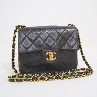 シャネル(CHANEL)の【CHANEL】シャネル ミニマトラッセ チェーンショルダーバッグ ラムスキン ブラック×ゴールド金具 A01115 34番台7桁/br3855ar(ショルダーバッグ)