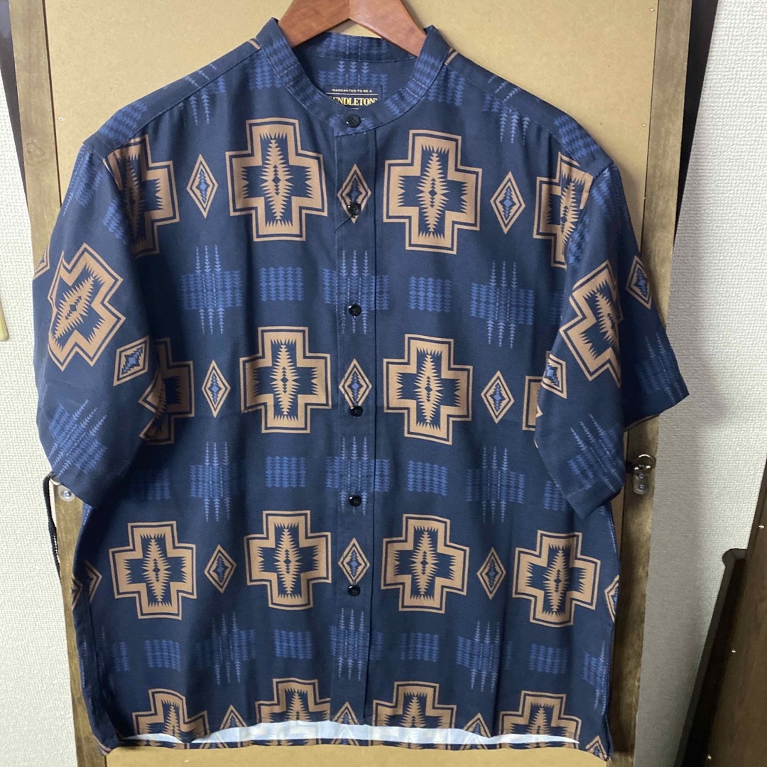 PENDLETON(ペンドルトン)の【新品】PENDLETON 総柄 バンドカラーシャツ Sサイズ メンズのトップス(シャツ)の商品写真