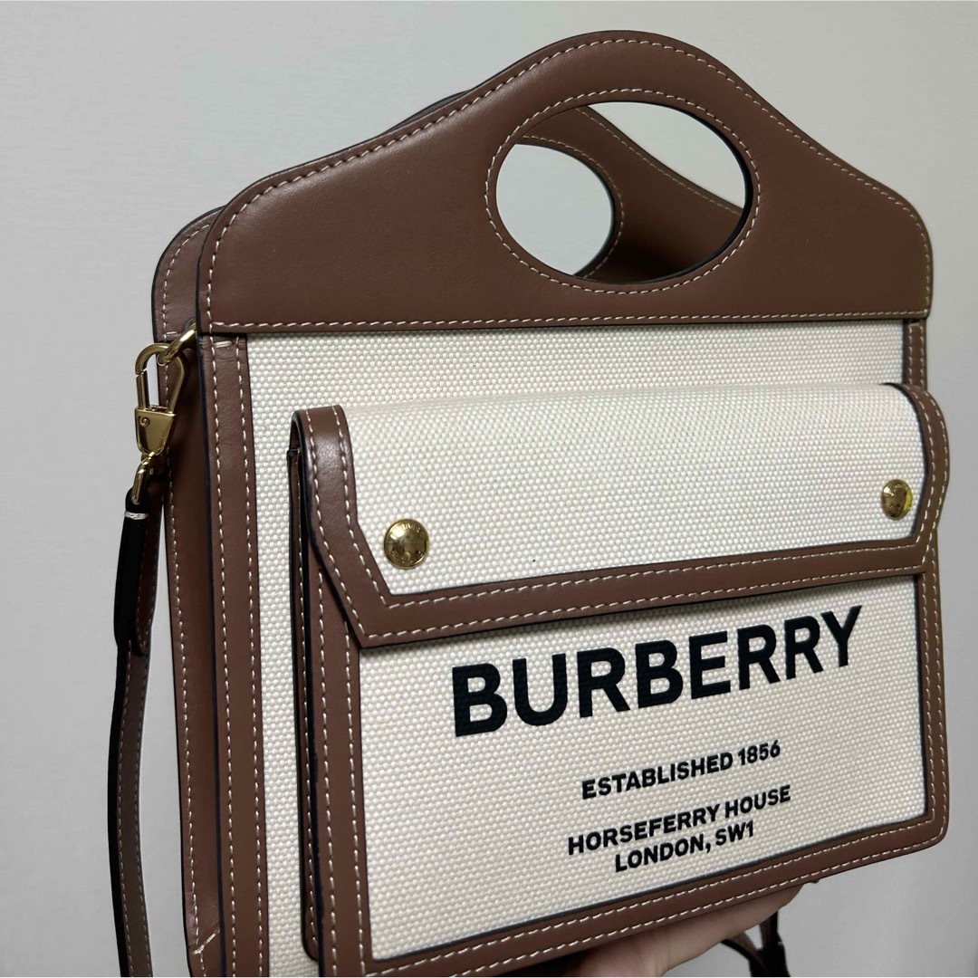 BURBERRY(バーバリー)のBURBERRY ショルダーバッグ レディースのバッグ(ショルダーバッグ)の商品写真