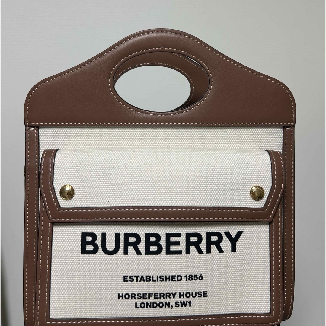 BURBERRY(バーバリー)のBURBERRY ショルダーバッグ レディースのバッグ(ショルダーバッグ)の商品写真