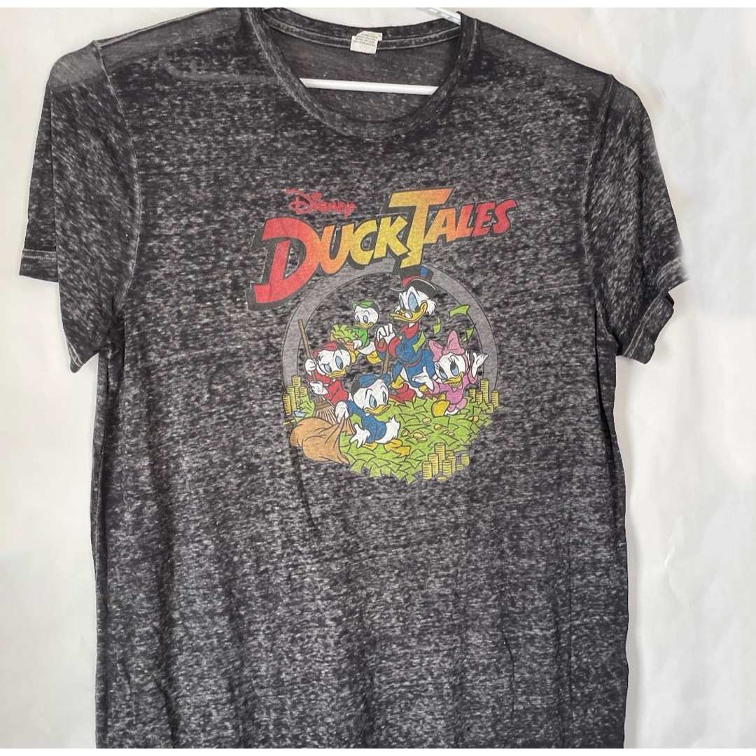 Disney(ディズニー)の【新品】ディズニー　ダックテイル　メンズTシャツ　XLサイズ　激レア メンズのトップス(Tシャツ/カットソー(半袖/袖なし))の商品写真