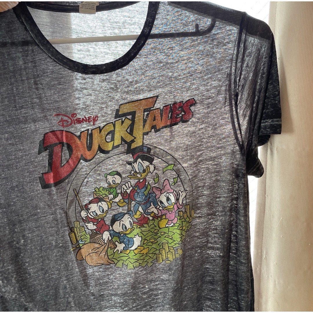 Disney(ディズニー)の【新品】ディズニー　ダックテイル　メンズTシャツ　XLサイズ　激レア メンズのトップス(Tシャツ/カットソー(半袖/袖なし))の商品写真