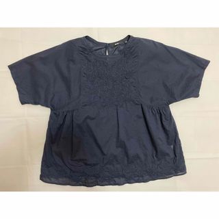 ユニクロ(UNIQLO)のUNIQLO 刺繍半袖ブラウス　S(シャツ/ブラウス(半袖/袖なし))