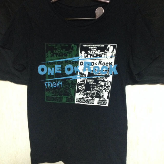 ONE OK ROCK✡Tシャツ レディースのトップス(Tシャツ(半袖/袖なし))の商品写真