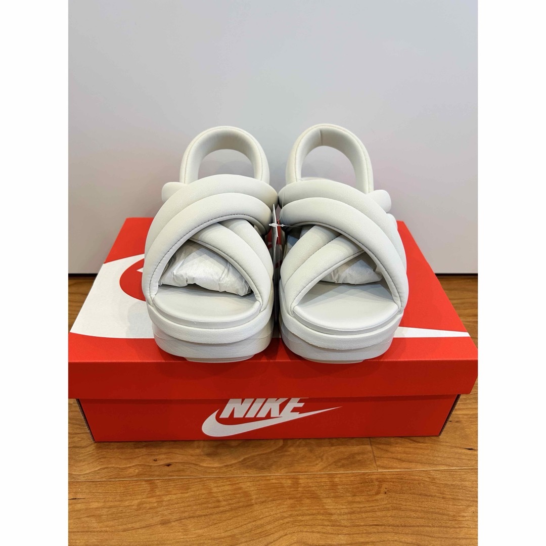 NIKE(ナイキ)の24cm 新品 送料無料 NIKE W AIR MAX ISLA SANDAL レディースの靴/シューズ(サンダル)の商品写真