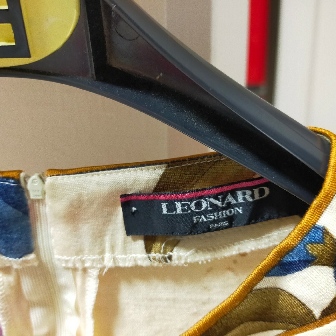 LEONARD(レオナール)のレオナール　シルクブレンド　カットソー　M レディースのトップス(カットソー(長袖/七分))の商品写真